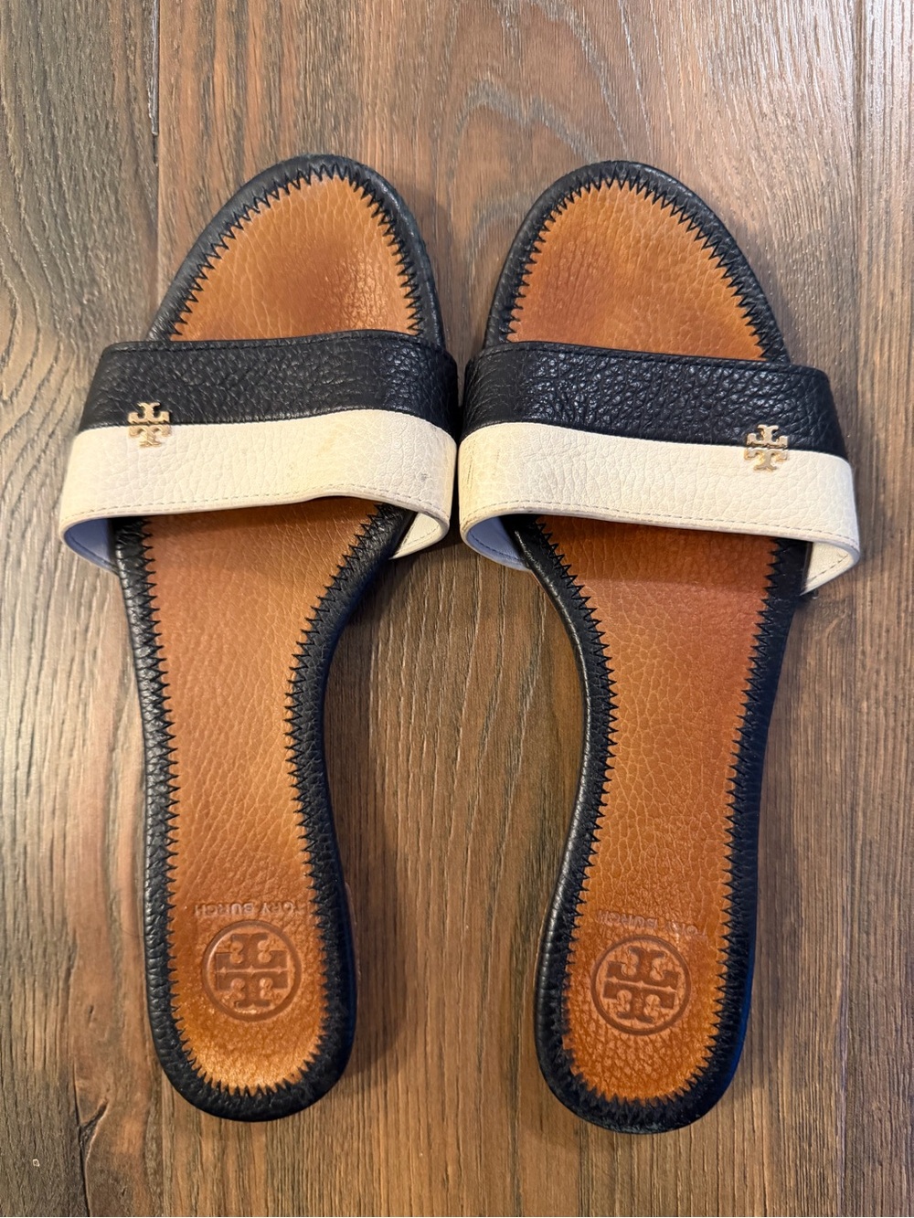 Tory Burch Black and Cream Leather Slide Mules